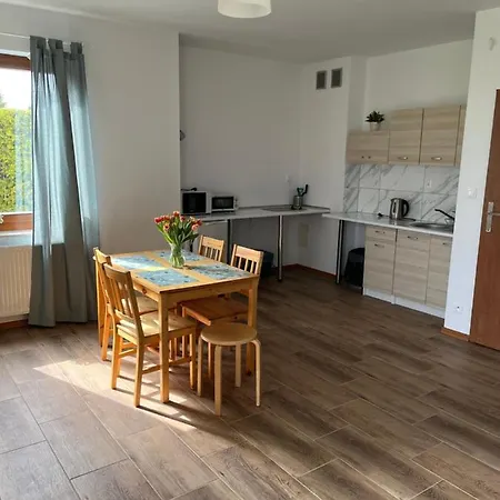 Kwiatkowskiego25 *